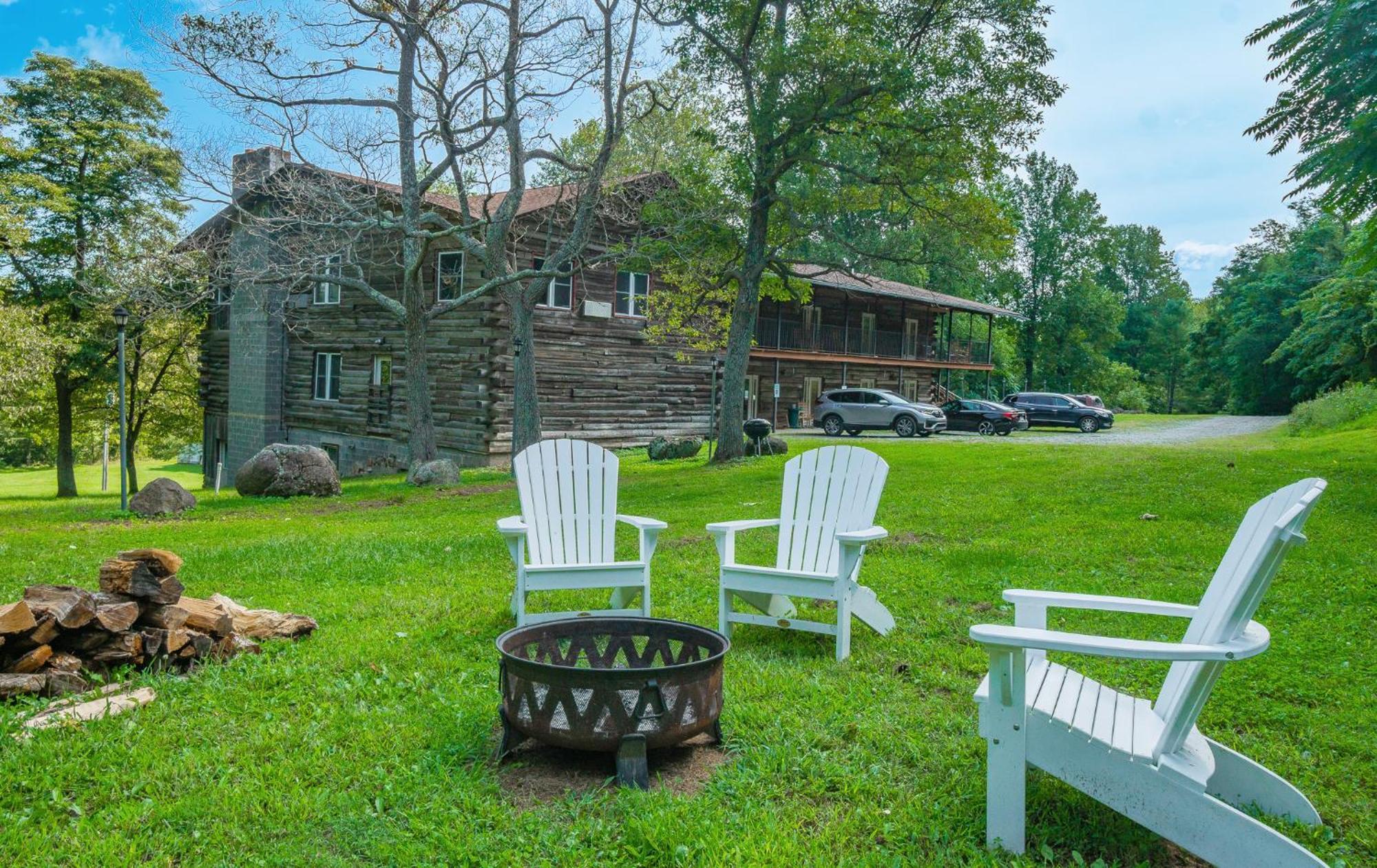 Graves Mountain Farm & Lodges Syria Экстерьер фото