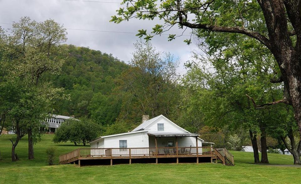 Graves Mountain Farm & Lodges Syria Экстерьер фото